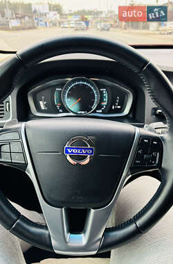 Седан Volvo S60 2016 в 
