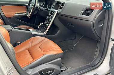 Седан Volvo S60 2014 в 