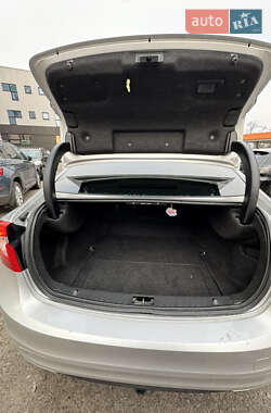 Седан Volvo S60 2014 в 