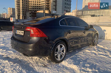 Седан Volvo S60 2014 в Києві