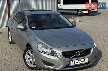 Седан Volvo S60 2011 в Коломые