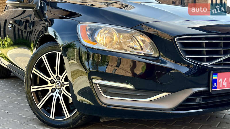 Седан Volvo S60 2016 в Ивано-Франковске