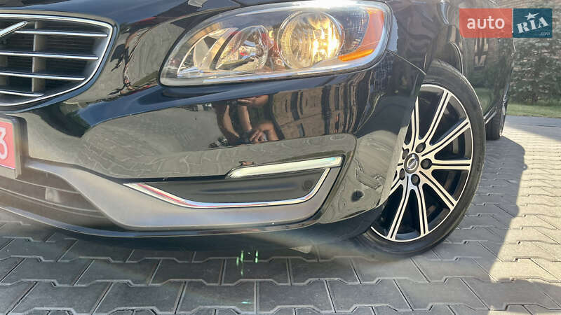 Седан Volvo S60 2016 в Ивано-Франковске