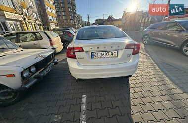 Седан Volvo S60 2014 в Києві