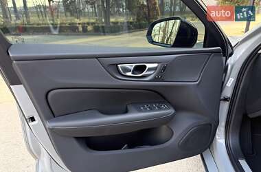Седан Volvo S60 2024 в 