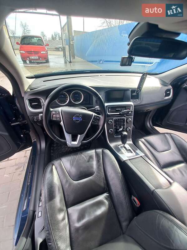 Седан Volvo S60 2010 в Львове фото 10 Седан Volvo S60 2010 в Львове