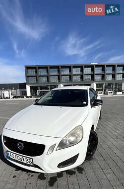 Седан Volvo S60 2011 в 