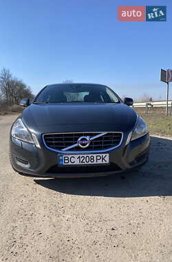 Седан Volvo S60 2010 в 