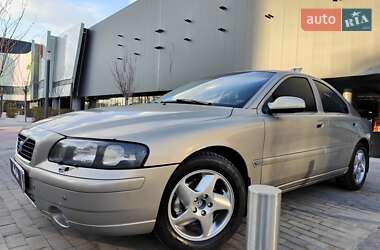 Седан Volvo S60 2001 в Киеве