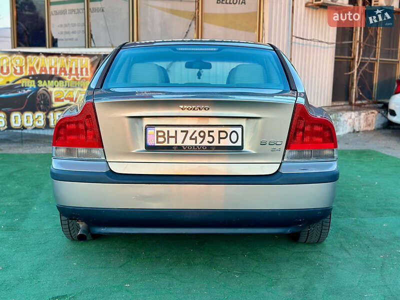 Седан Volvo S60 2001 в Одессе