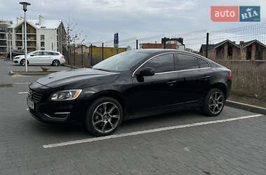 Седан Volvo S60 2015 в Києві