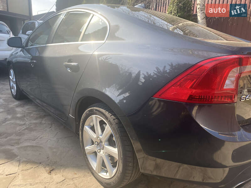 Седан Volvo S60 2016 в Броварах