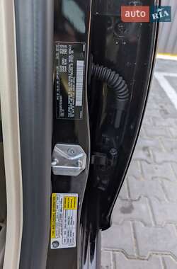 Седан Volvo S60 2013 в 