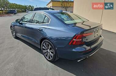 Седан Volvo S60 2019 в 