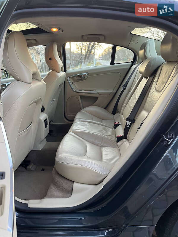 Седан Volvo S60 2011 в Львове фото 16 Седан Volvo S60 2011 в Львове