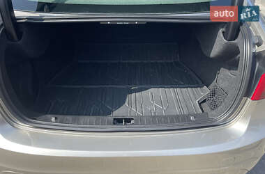 Седан Volvo S60 2014 в 