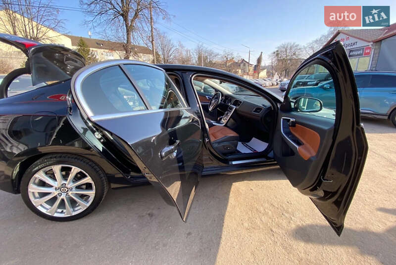 Седан Volvo S60 2017 в Виннице