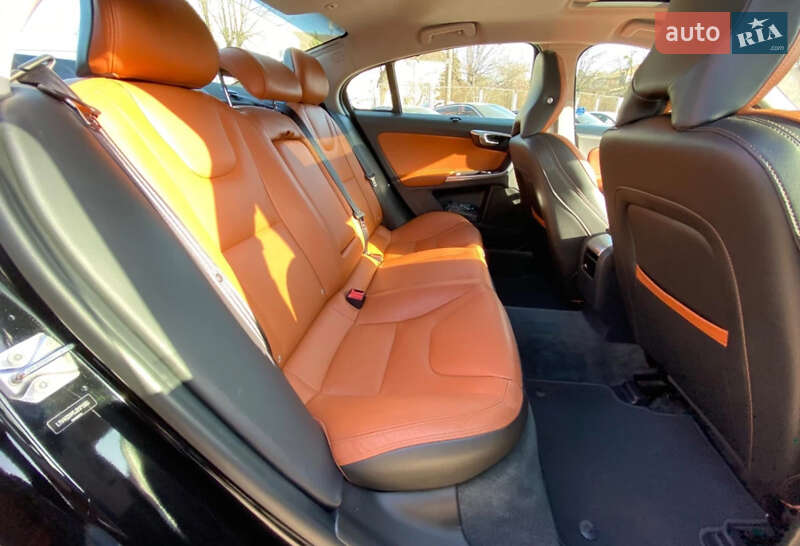 Седан Volvo S60 2017 в Виннице