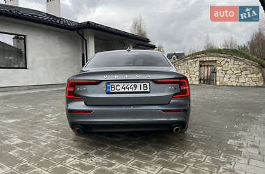 Седан Volvo S60 2020 в 
