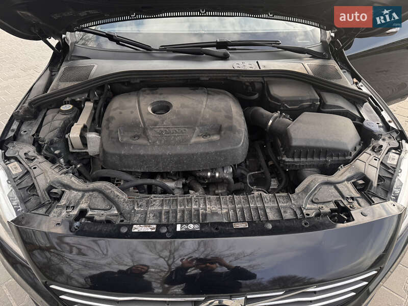 Седан Volvo S60 2015 в Тернополе
