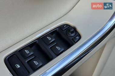 Седан Volvo S60 2013 в 