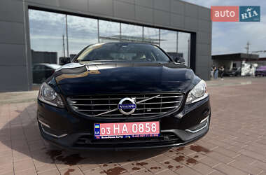 Седан Volvo S60 2016 в 