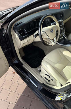 Седан Volvo S60 2016 в 