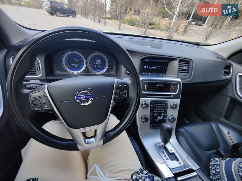 Седан Volvo S60 2011 в Харькове