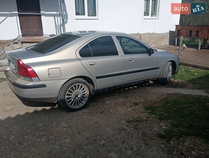 Седан Volvo S60 2003 в Старом Самборе