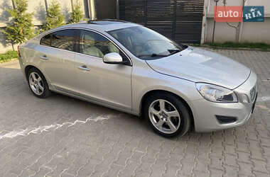 Седан Volvo S60 2011 в Ивано-Франковске