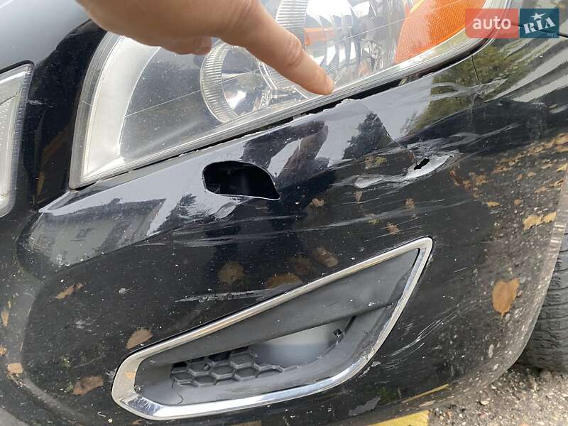 Седан Volvo S60 2012 в Києві