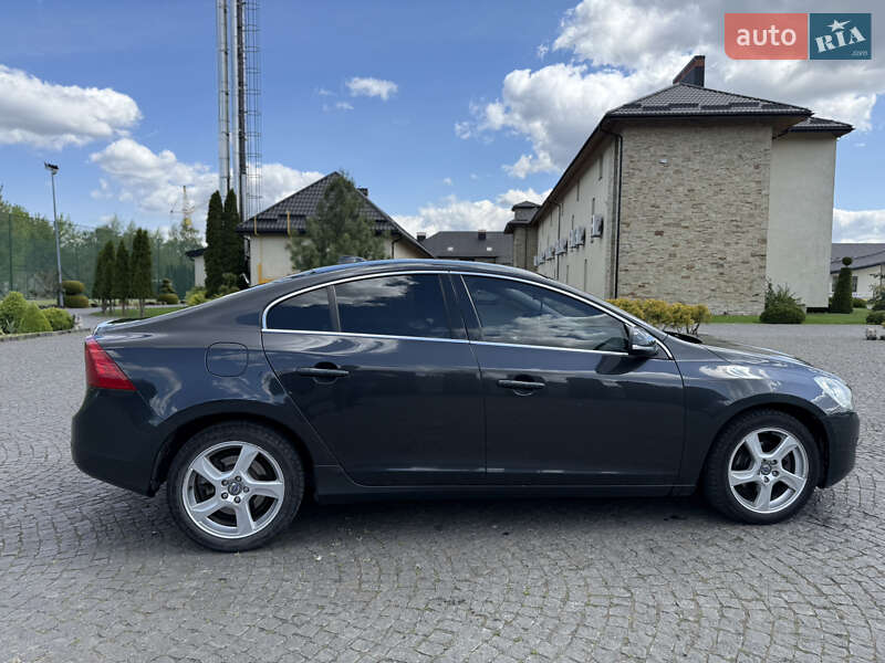 Седан Volvo S60 2010 в Жовкве фото 5 Седан Volvo S60 2010 в Жовкве