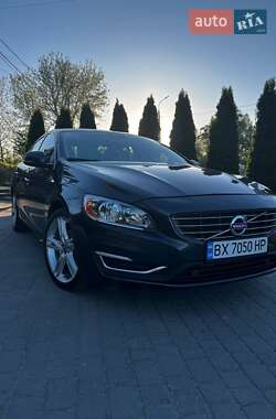 Седан Volvo S60 2016 в 