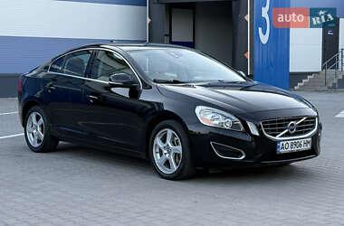 Седан Volvo S60 2012 в Рівному