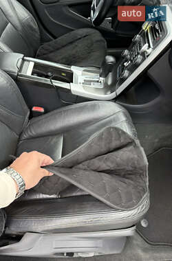 Седан Volvo S60 2012 в 