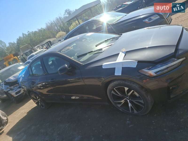 Седан Volvo S60 2024 в Києві