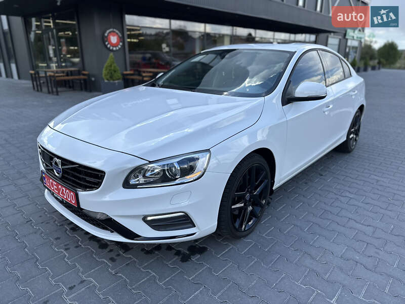 Седан Volvo S60 2017 в Львові
