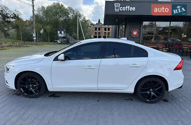 Седан Volvo S60 2017 в 