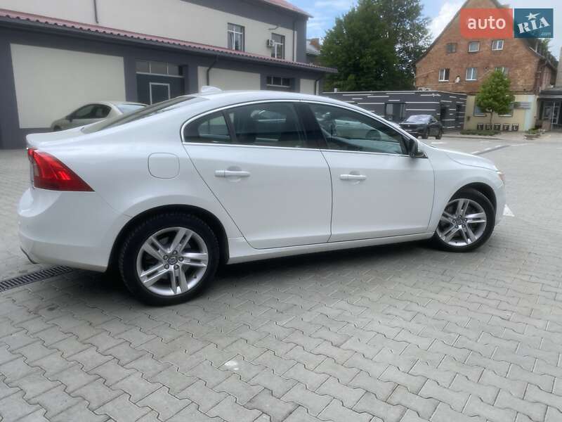 Седан Volvo S60 2014 в Львові фото 13 Седан Volvo S60 2014 в Львові