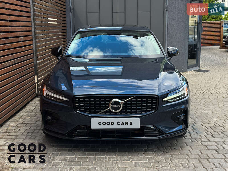 Volvo S60 2024