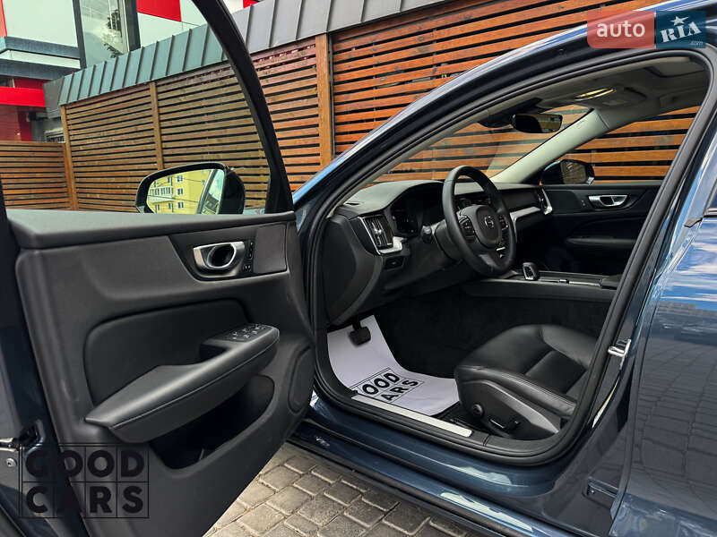 Седан Volvo S60 2024 в Одессе