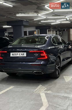 Седан Volvo S60 2020 в 