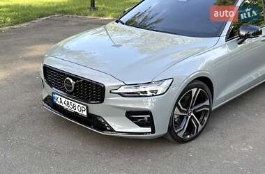 Седан Volvo S60 2024 в 