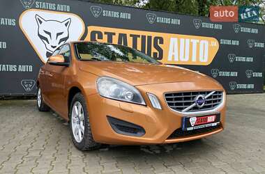 Седан Volvo S60 2012 в 