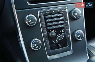 Седан Volvo S60 2014 в 