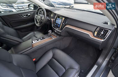 Седан Volvo S60 2021 в 