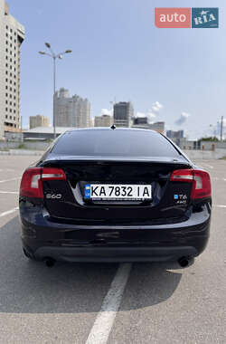 Седан Volvo S60 2010 в 