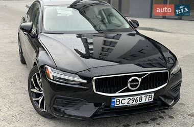 Седан Volvo S60 2019 в 