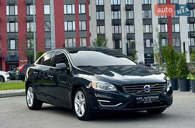 Седан Volvo S60 2014 в 