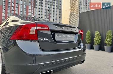 Седан Volvo S60 2014 в 